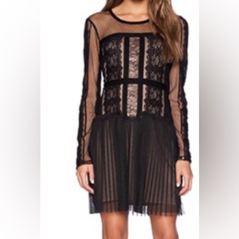 BCBG MAXAZRIA black lace dress